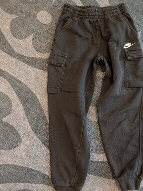 Boys Nike Cargo Sweatpants - Size Large